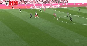 【德甲】凯恩戴帽戈雷茨卡双响 拜仁8比1美因茨